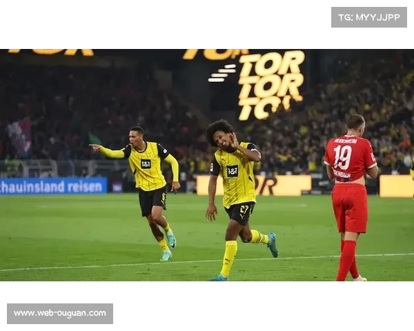 阿德耶米速度突破:多特蒙德边路威胁 阿德耶米速度突破:多特蒙德边路威胁